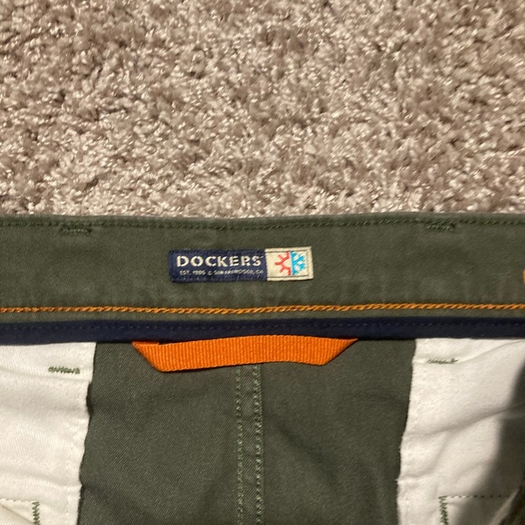 Men's Ultimate Chinos Athletic Fit (Dockers) - Picture 6 of 8